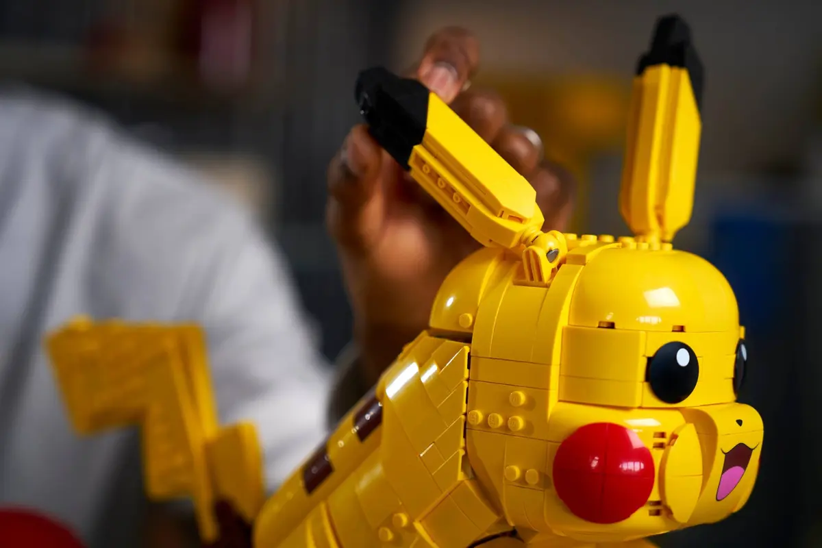 LEGO Pokémon 72152 Pikachu and Poké Ball set, image 4