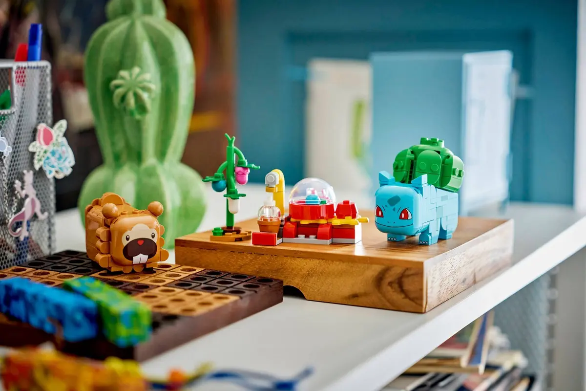 LEGO Pokémon 72155 Berry Bash with Bulbasaur and Bidoof set, image 9