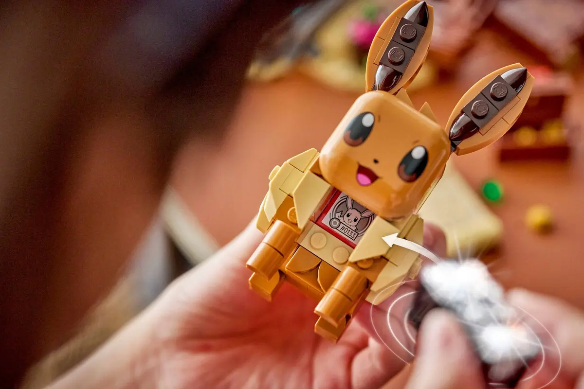 LEGO Pokémon 72162 Eevee and Lapras's Treasure Hunt set, image 8