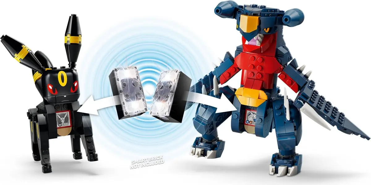 LEGO Pokémon 72165 Umbreon vs. Garchomp Championship Battle set, image 16
