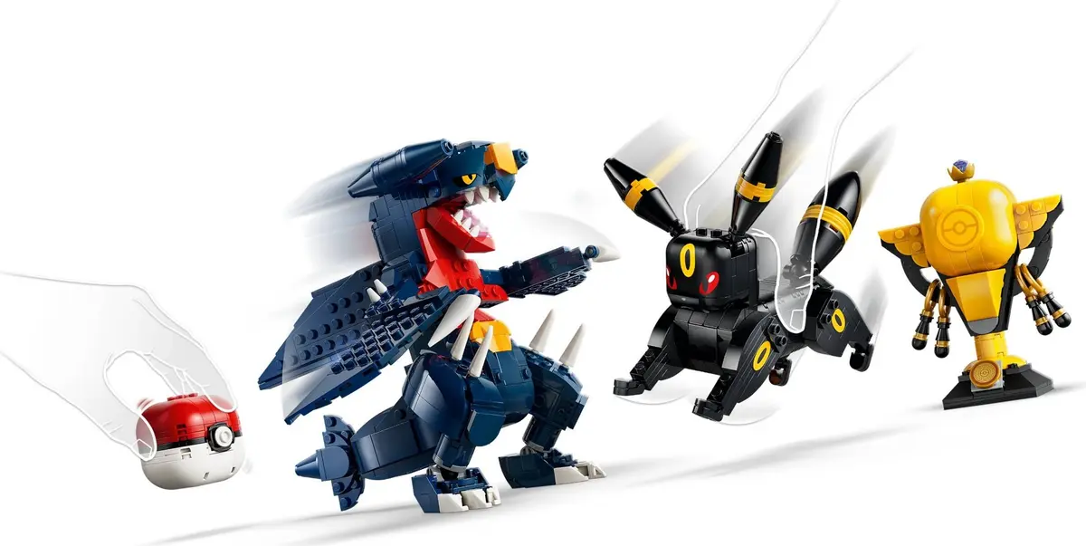 LEGO Pokémon 72165 Umbreon vs. Garchomp Championship Battle set, image 15