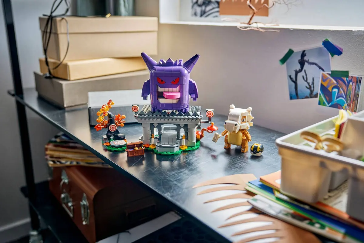 LEGO Pokémon 72166 Cubone and Gengar's Spooky Showdown set, image 11