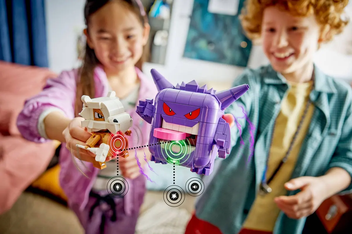 LEGO Pokémon 72166 Cubone and Gengar's Spooky Showdown set, image 7