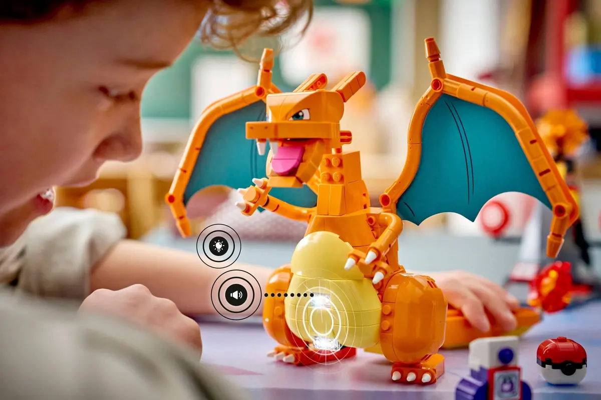 LEGO Pokémon 72167 Charizard vs. Jolteon Ultimate Battle set, image 10