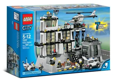 LEGO City 7237 Police Station set, image 4