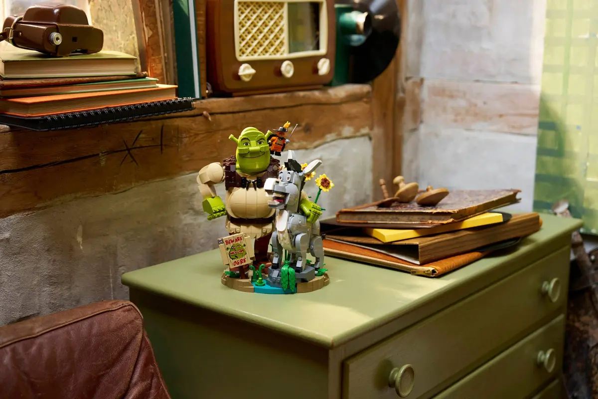 LEGO Shrek 72423 Shrek, Donkey & Puss in Boots set, image 12