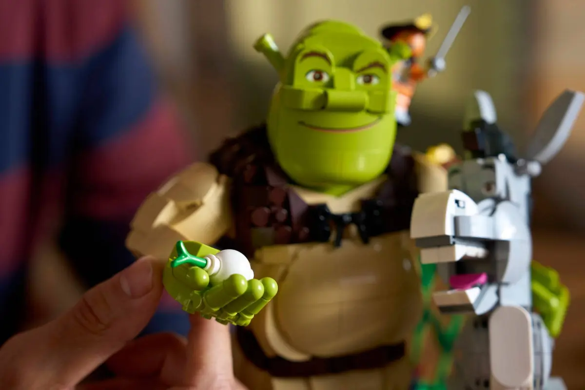LEGO Shrek 72423 Shrek, Donkey & Puss in Boots set, image 7