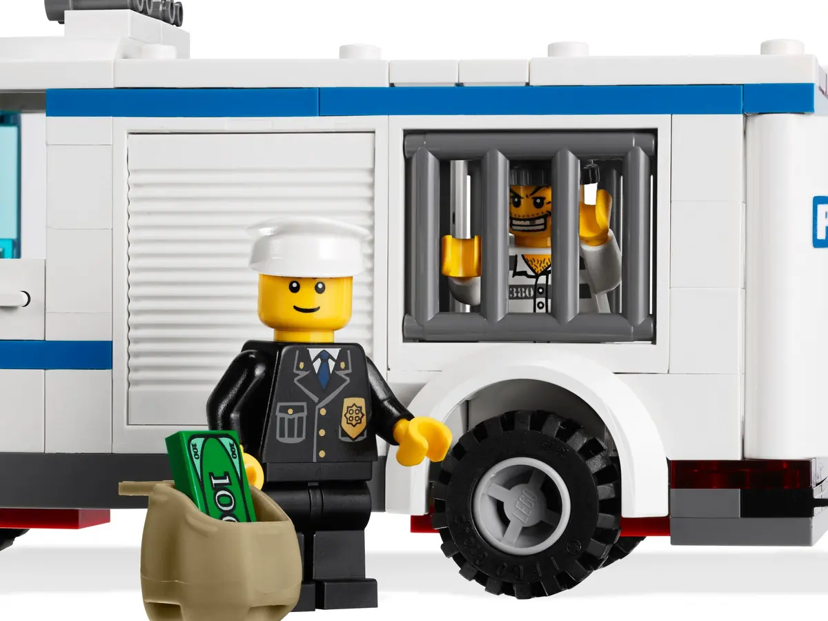 LEGO City 7286 Prisoner Transport set, image 11