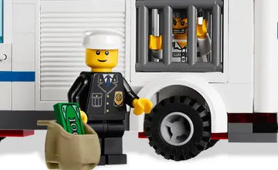 LEGO City 7286 Prisoner Transport set, image 7
