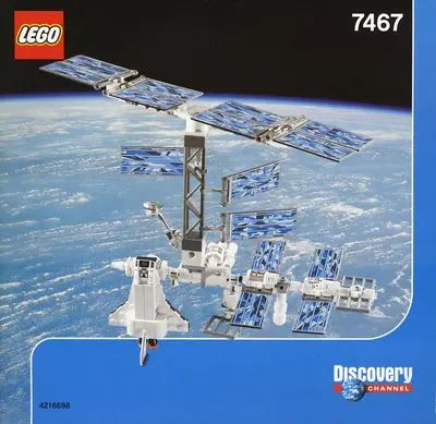 LEGO Discovery 7467 International Space Station set