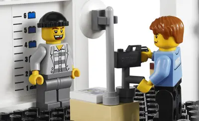 LEGO City 7498 Police Station set, image 6
