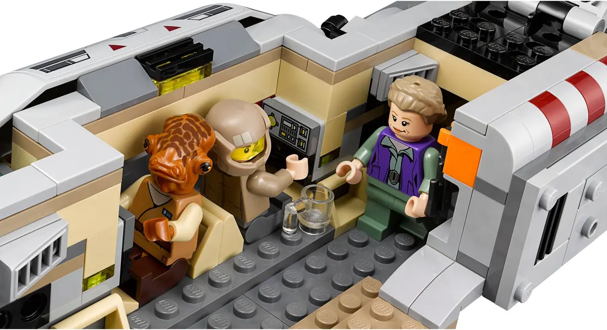LEGO Star Wars 75140 Resistance Troop Transporter set, image 5