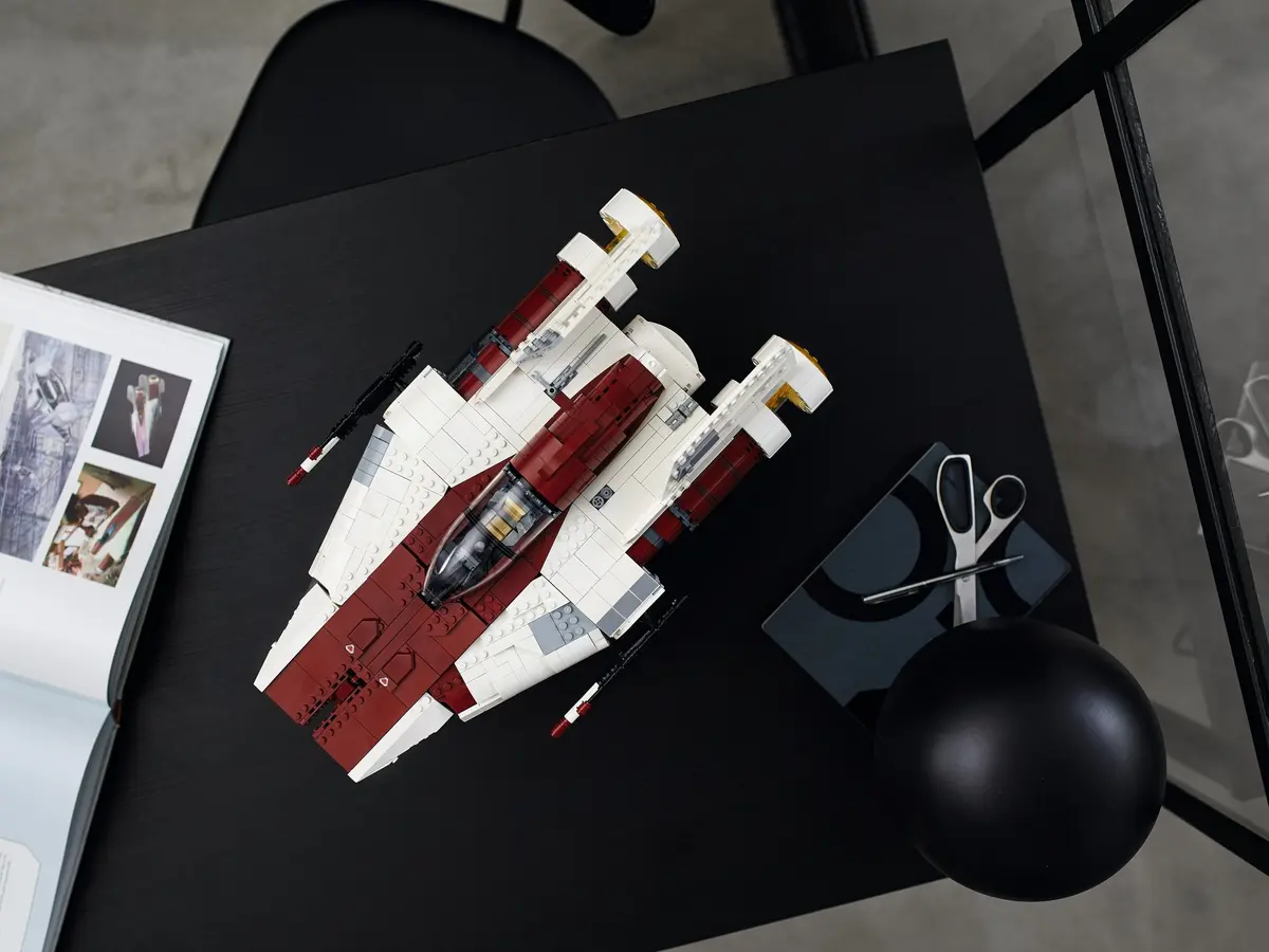 LEGO Star Wars 75275 A-wing Starfighter set, image 17
