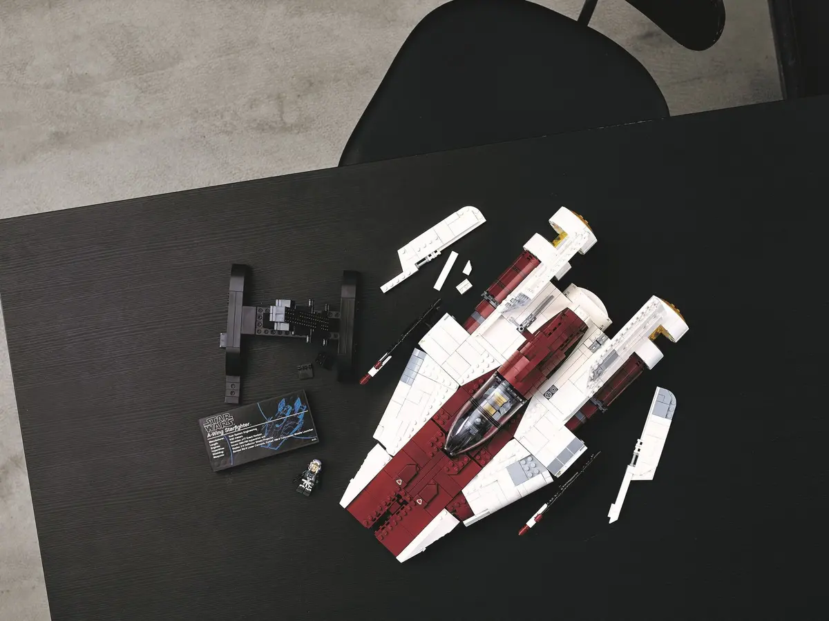 LEGO Star Wars 75275 A-wing Starfighter set, image 19