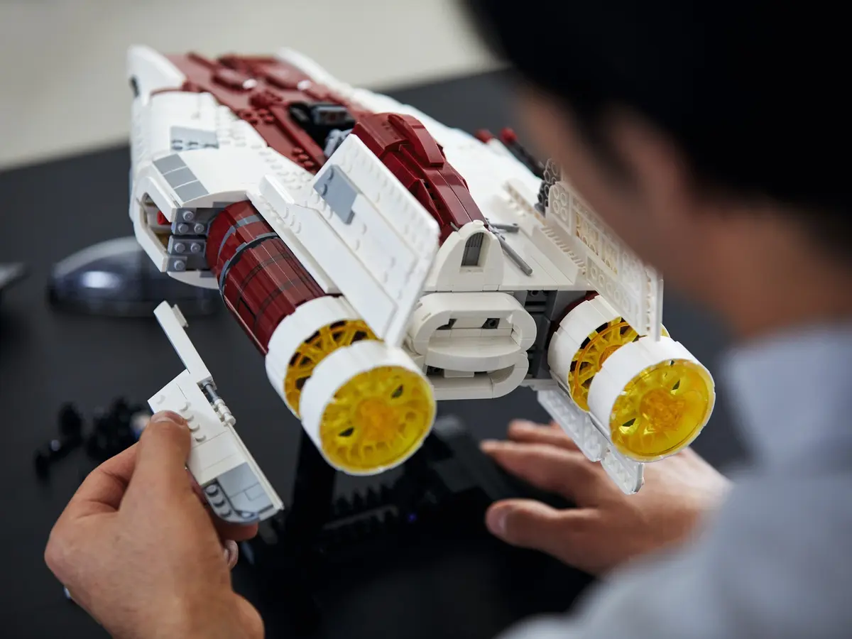 LEGO Star Wars 75275 A-wing Starfighter set, image 7