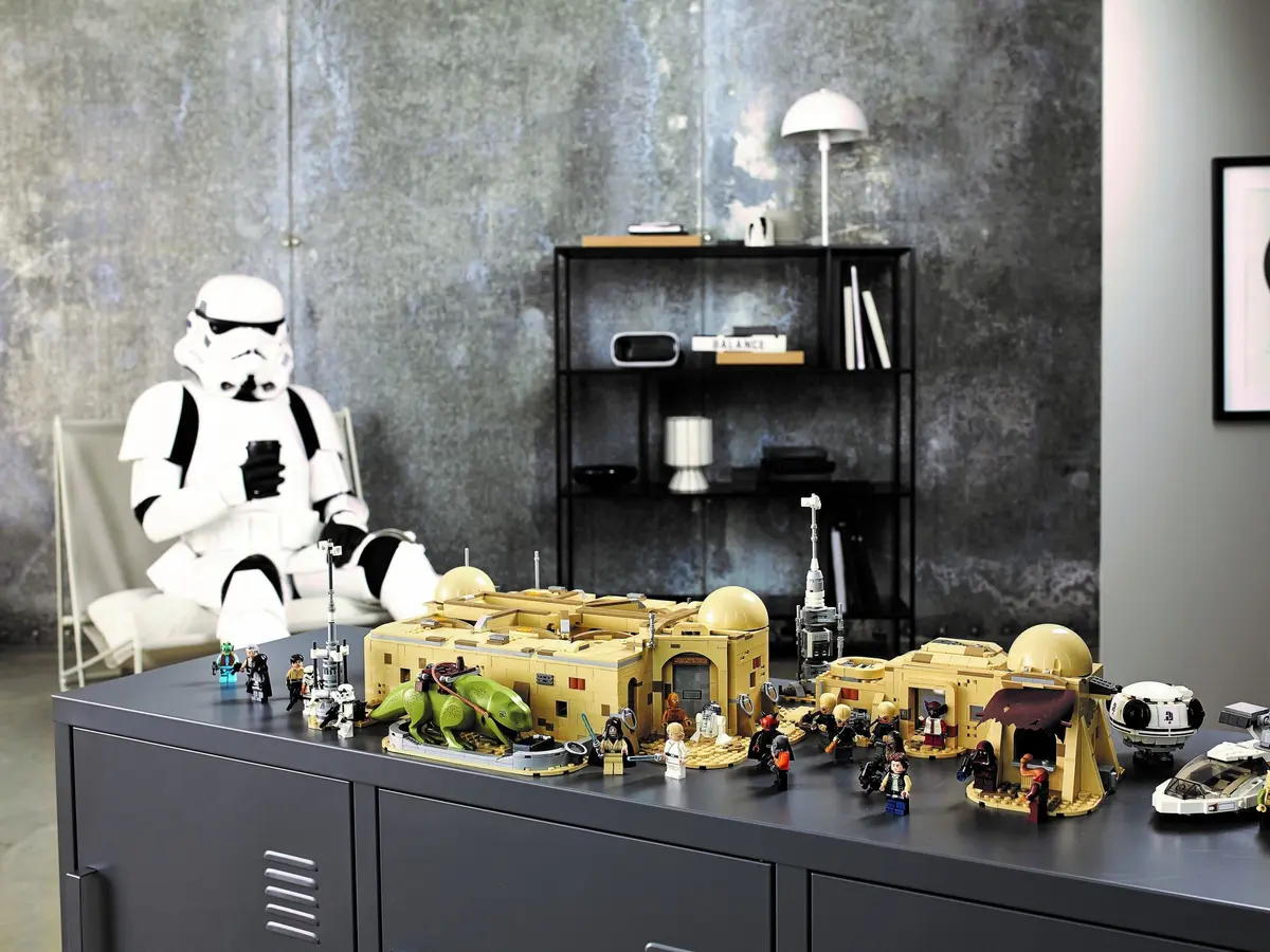 LEGO Star Wars 75290 Mos Eisley Cantina set, image 12