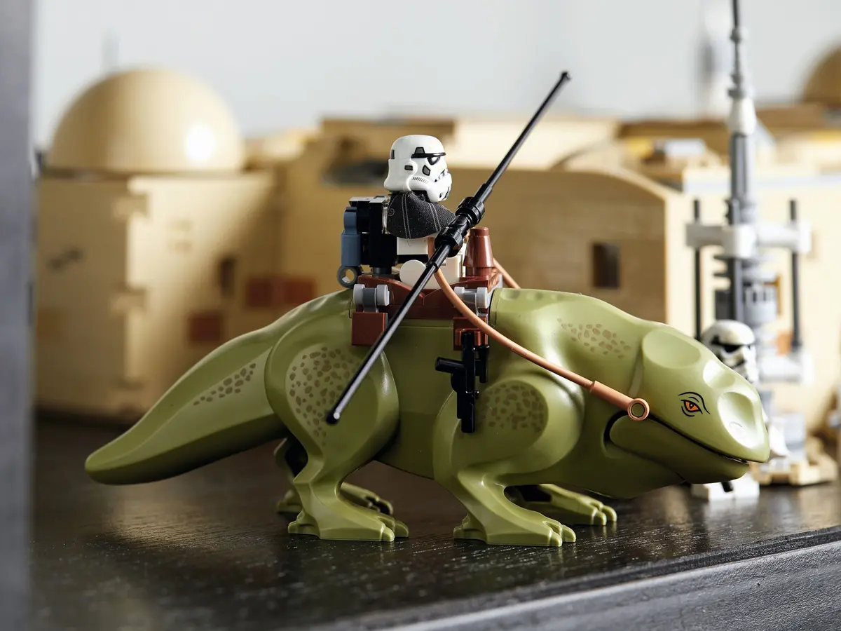 LEGO Star Wars 75290 Mos Eisley Cantina set, image 11
