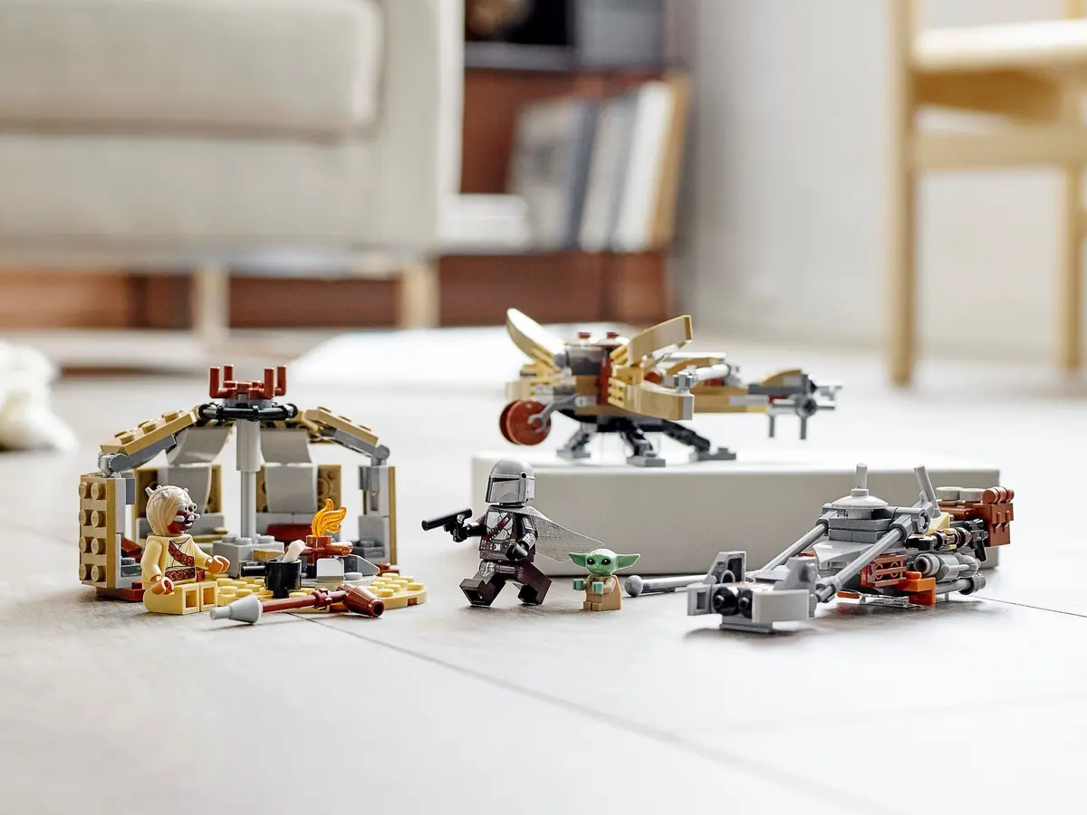 LEGO Star Wars 75299 Trouble on Tatooine set, image 5