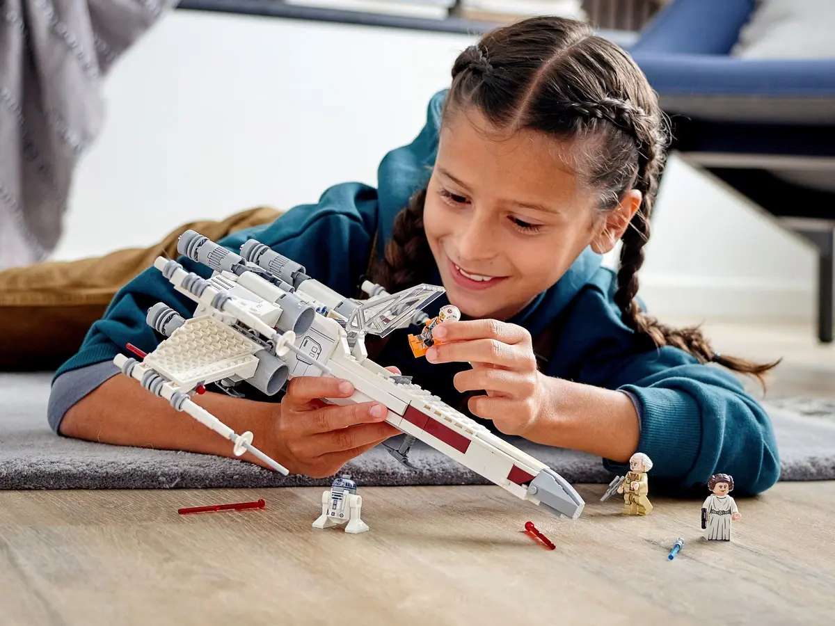 LEGO Star Wars 75301 Luke Skywalker's X-wing Fighter set, image 5