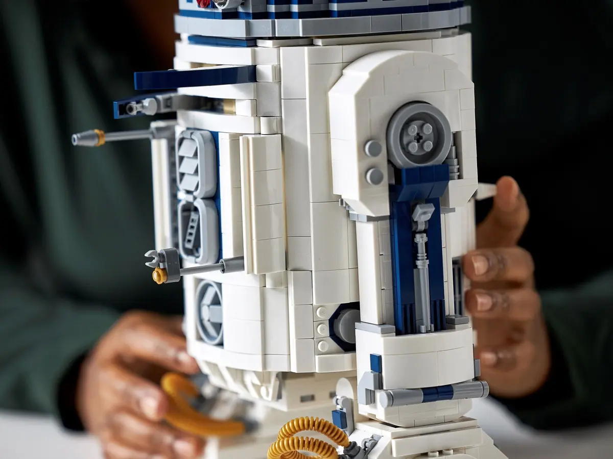 LEGO Star Wars 75308 R2-D2 set, image 11