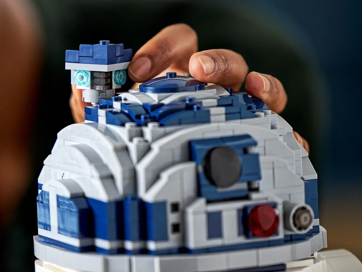 LEGO Star Wars 75308 R2-D2 set, image 12