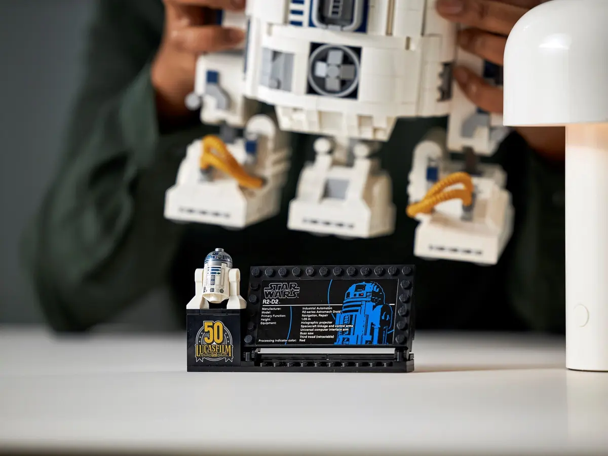 LEGO Star Wars 75308 R2-D2 set, image 8
