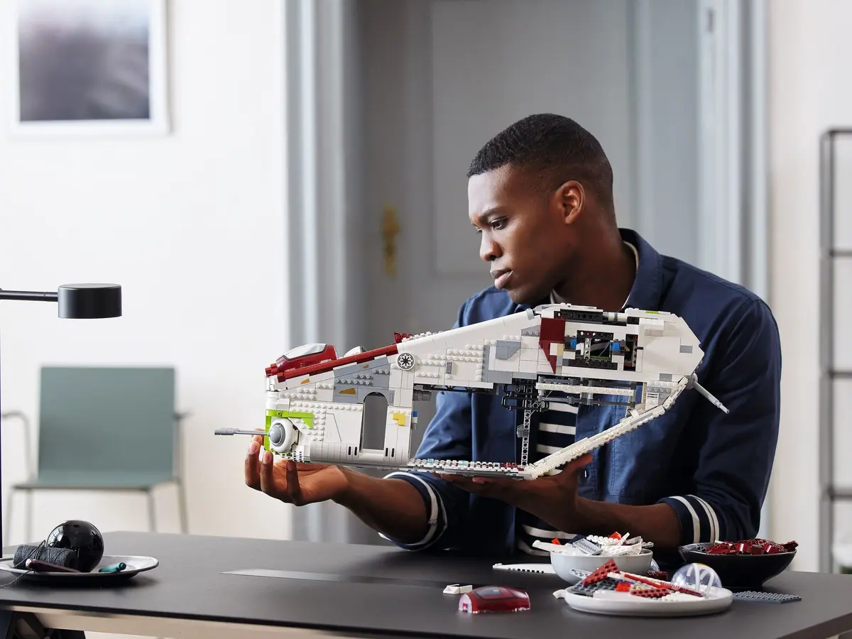 LEGO Star Wars 75309 Republic Gunship set, image 5