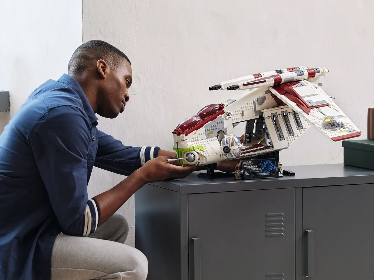 LEGO Star Wars 75309 Republic Gunship set, image 16