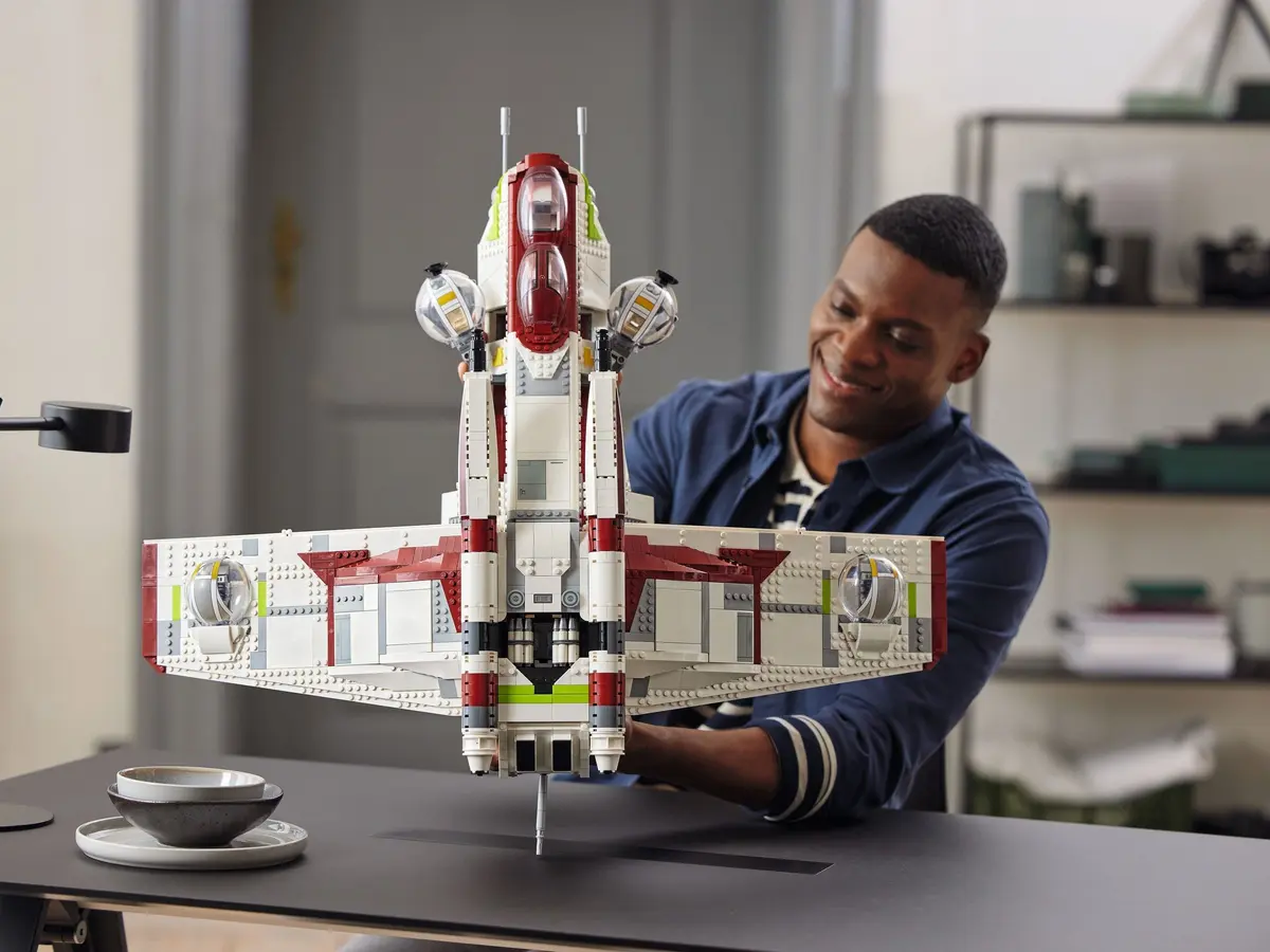 LEGO Star Wars 75309 Republic Gunship set, image 15