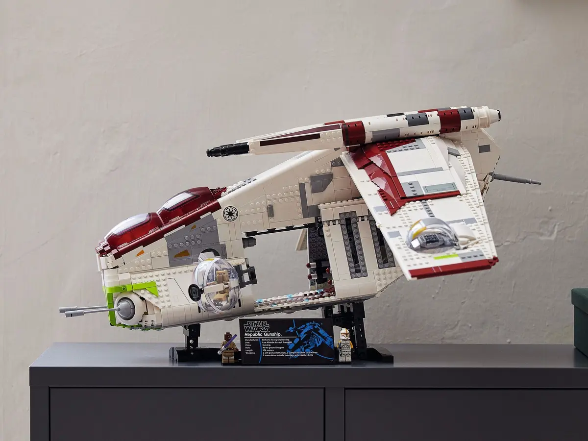 LEGO Star Wars 75309 Republic Gunship set, image 18