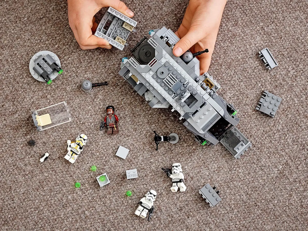 LEGO Star Wars 75311 Imperial Armored Marauder set, image 12