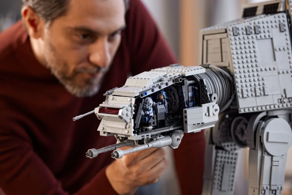 LEGO Star Wars 75313 AT-AT set, image 24
