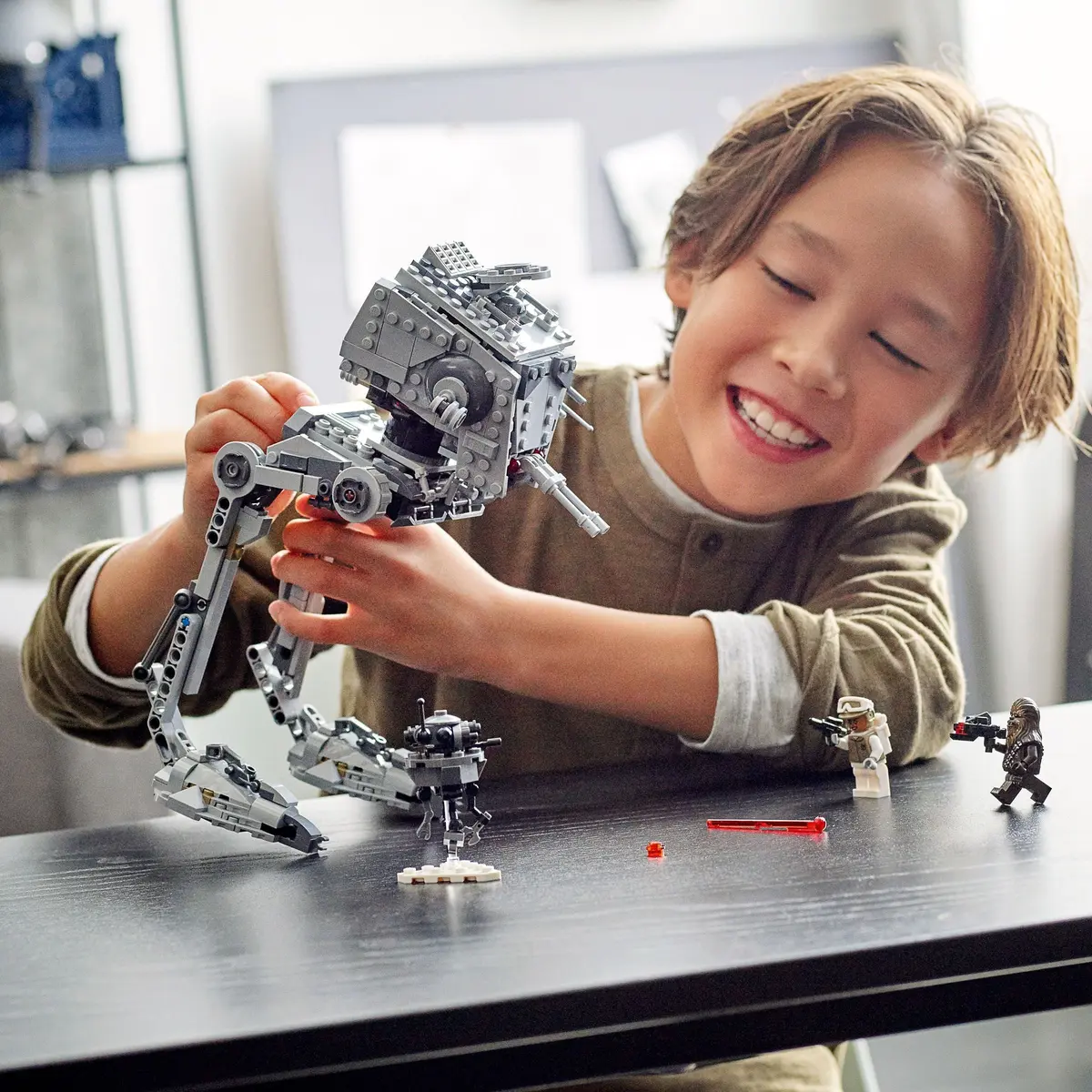 LEGO Star Wars 75322 Hoth AT-ST set, image 6