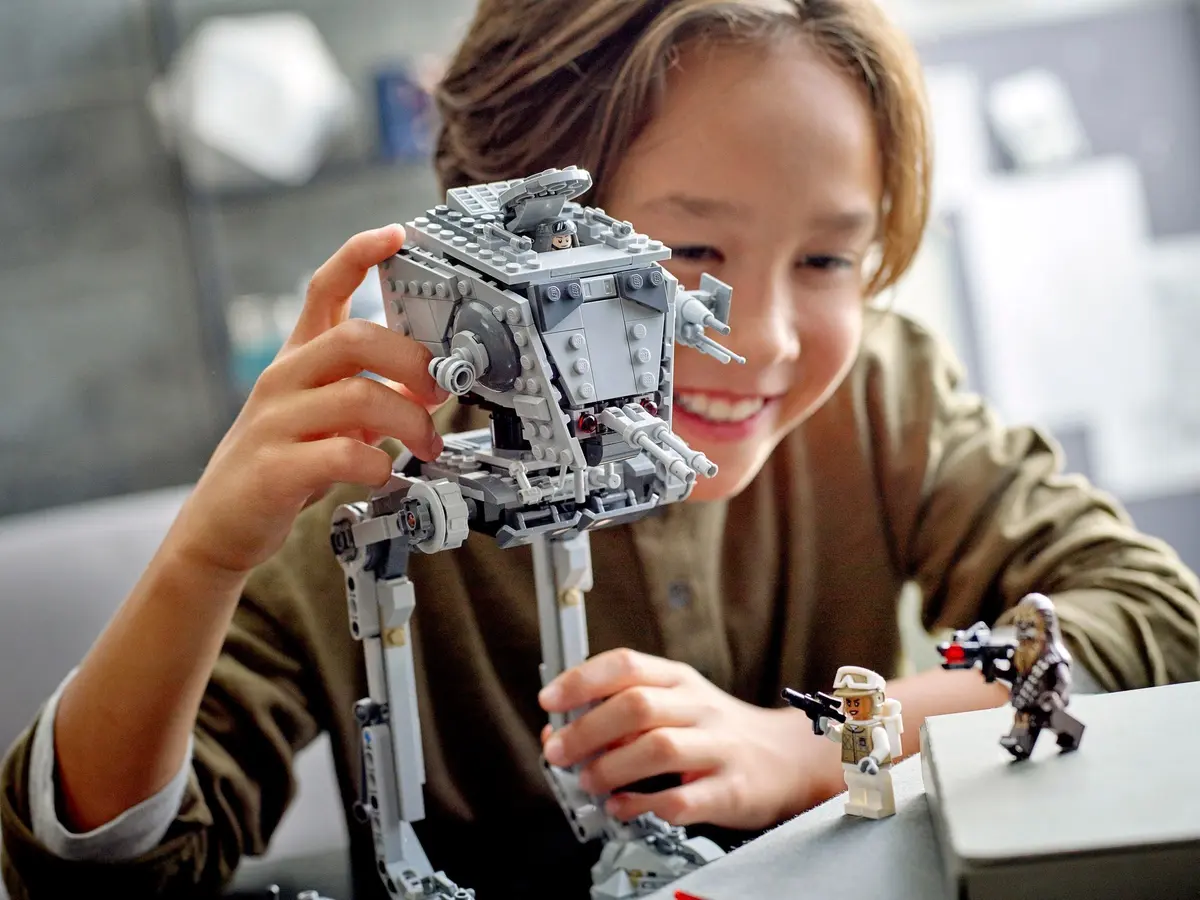 LEGO Star Wars 75322 Hoth AT-ST set, image 5
