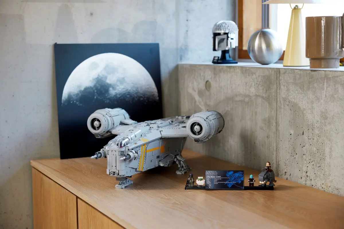 LEGO Star Wars 75331 The Razor Crest set, image 7
