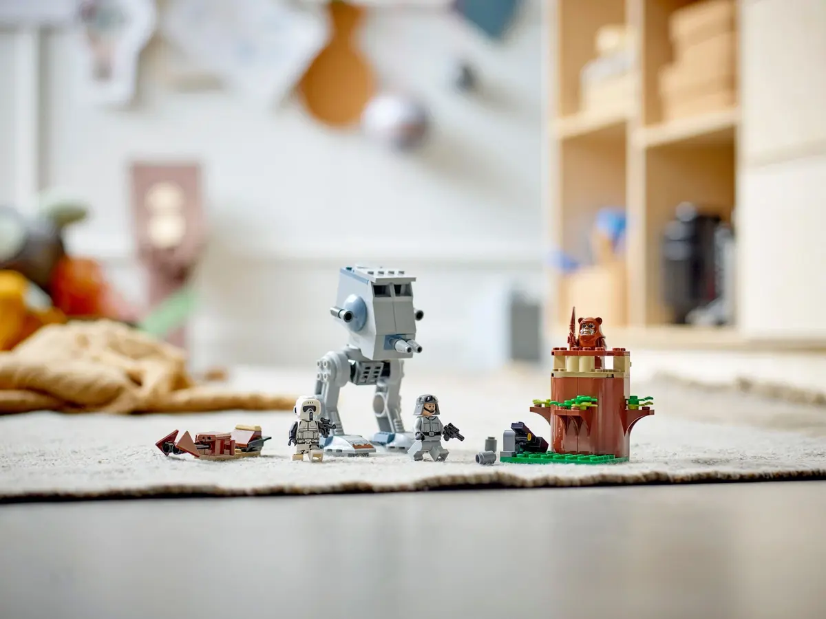 LEGO Star Wars 75332 AT-ST set, image 9