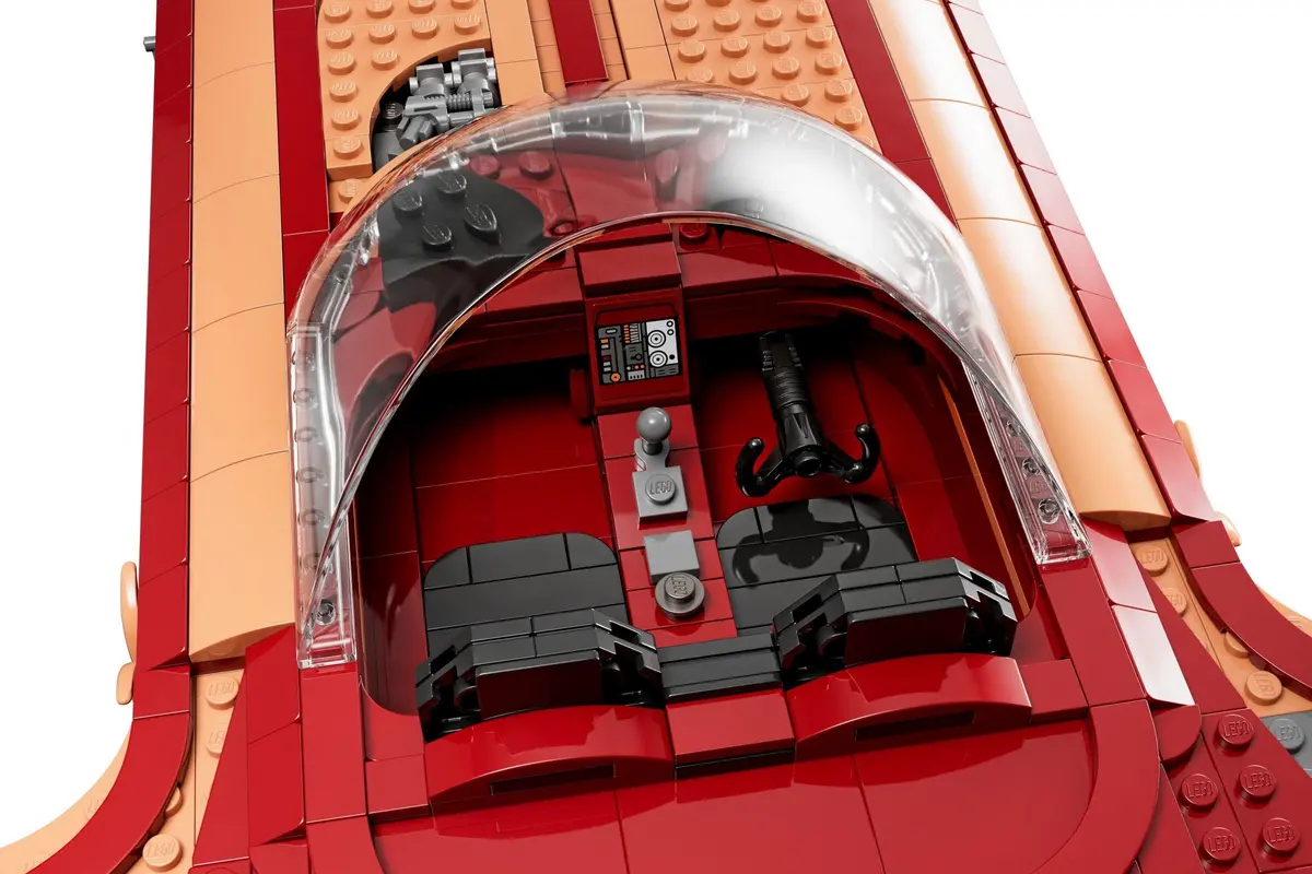 LEGO Star Wars 75341 Luke Skywalker's Landspeeder set, image 9