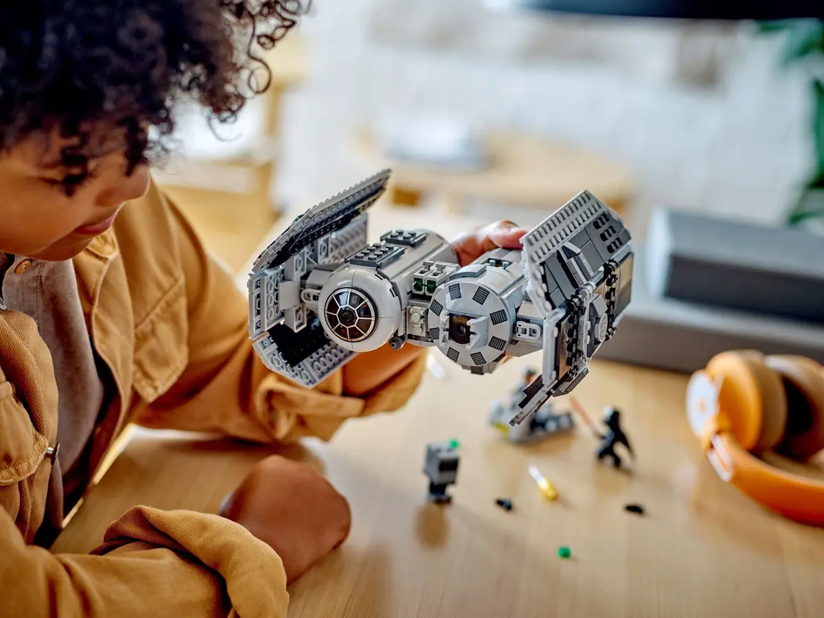 LEGO Star Wars 75347 TIE Bomber set, image 9