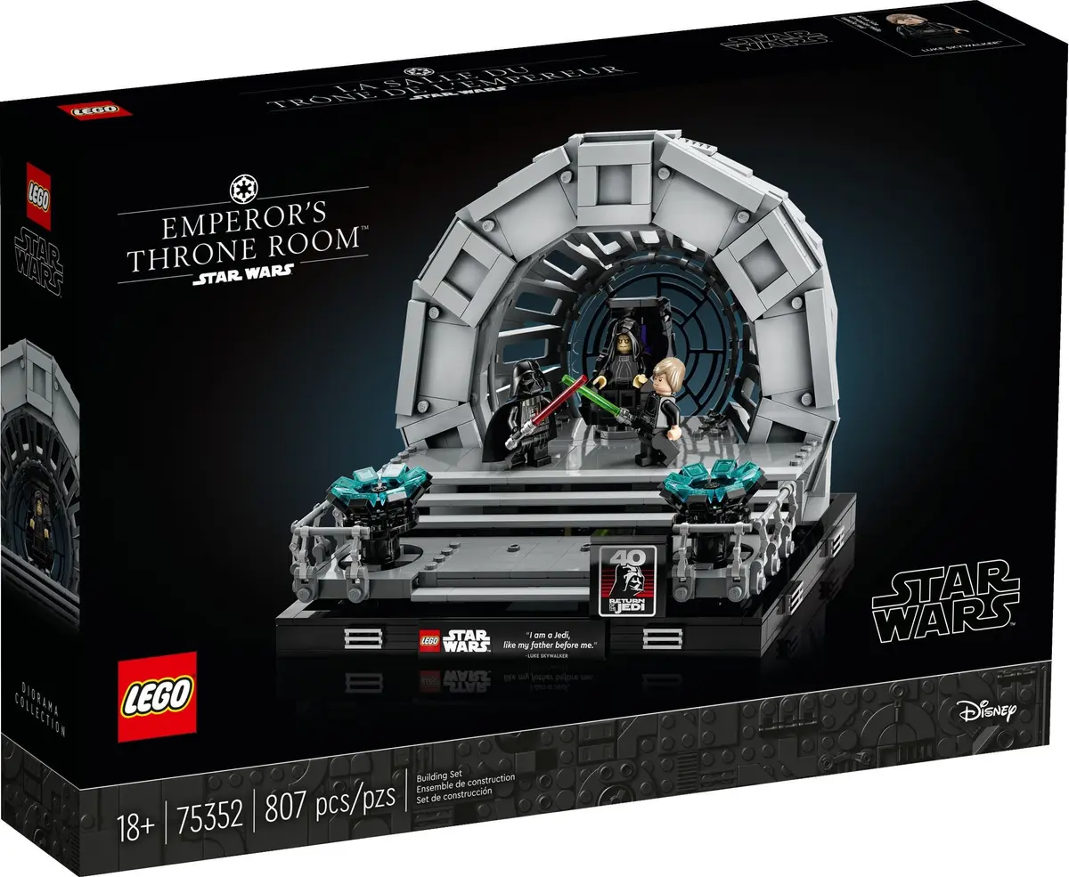 LEGO Star Wars 75352 Emperor's Throne Room Diorama set, image 2