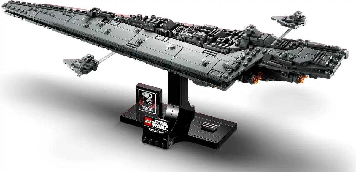 LEGO Star Wars 75356 Executor Super Star Destroyer set, image 3