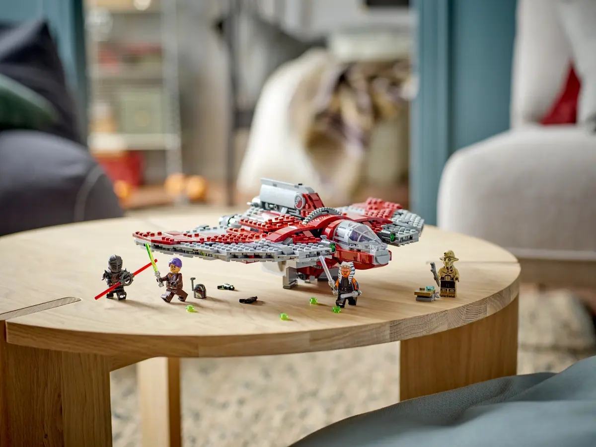 LEGO Star Wars 75362 Ahsoka Tano's T-6 Jedi Shuttle set, image 10