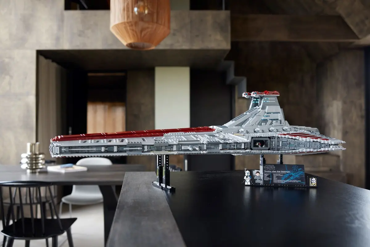 LEGO Star Wars 75367 Venator-class Republic Attack Cruiser set, image 4