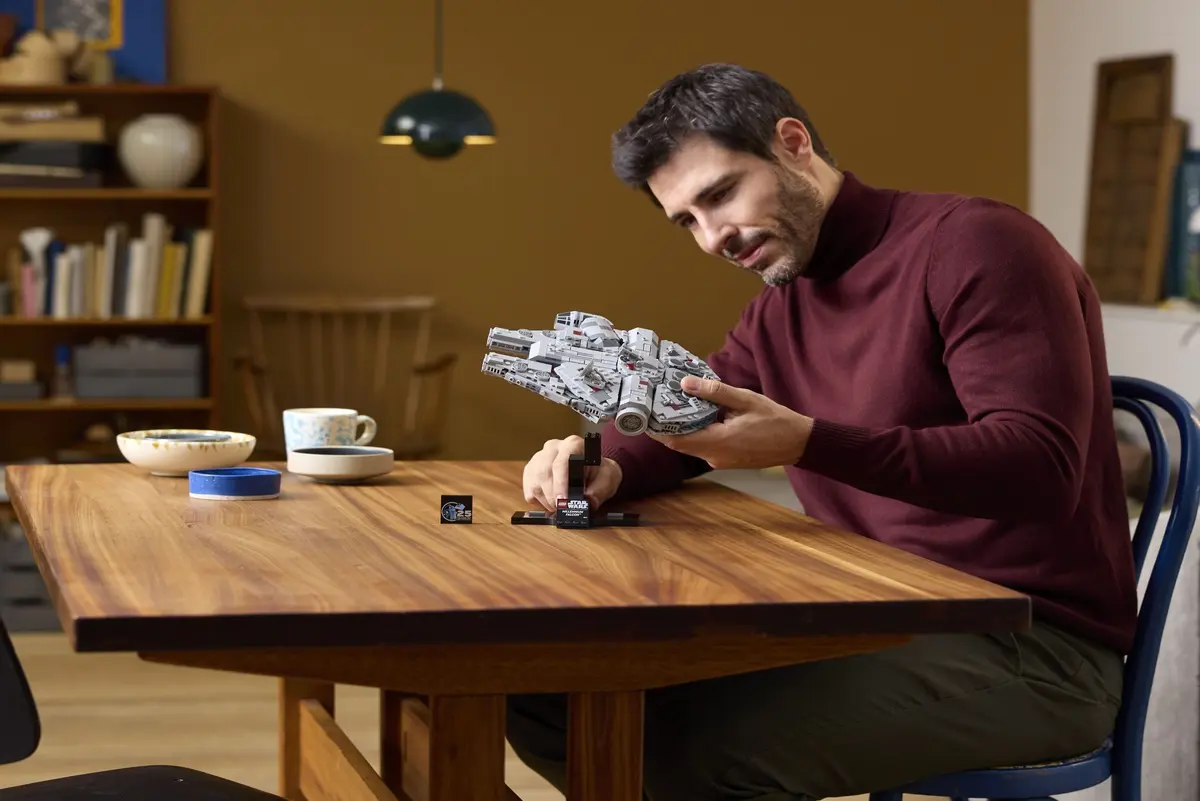 LEGO Star Wars 75375 Millennium Falcon set, image 6