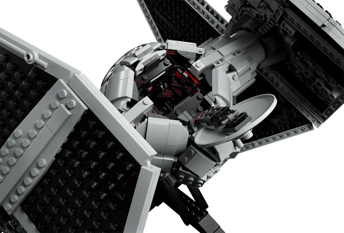 LEGO Star Wars 75382 TIE Interceptor set, image 4