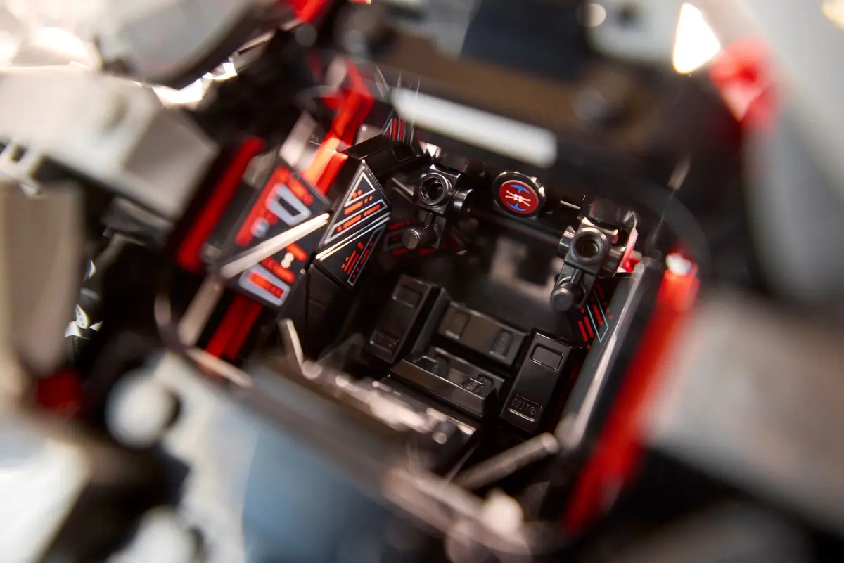 LEGO Star Wars 75382 TIE Interceptor set, image 11