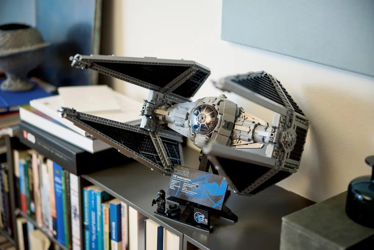 LEGO Star Wars 75382 TIE Interceptor set, image 10