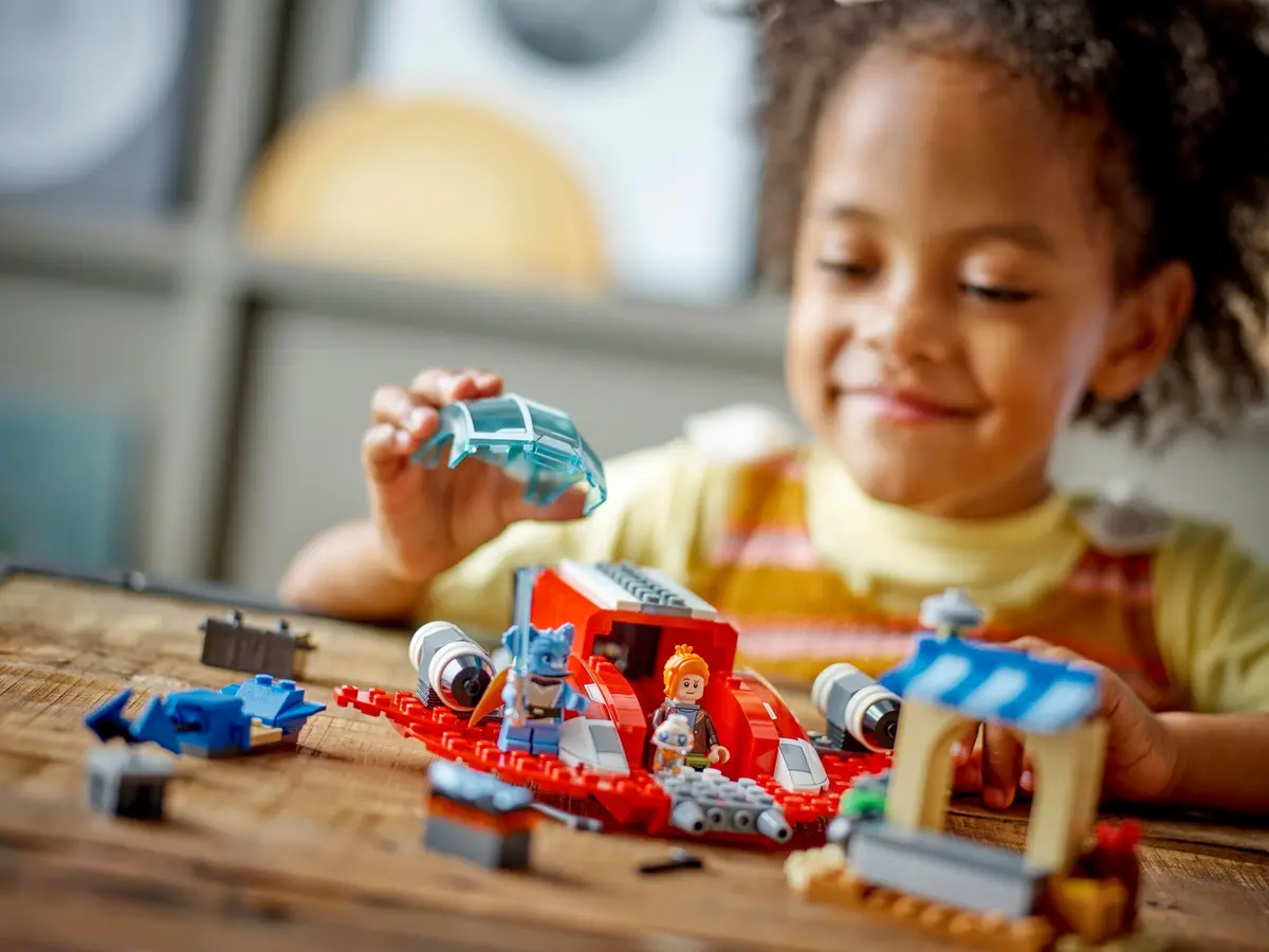 LEGO Star Wars 75384 The Crimson Firehawk set, image 8