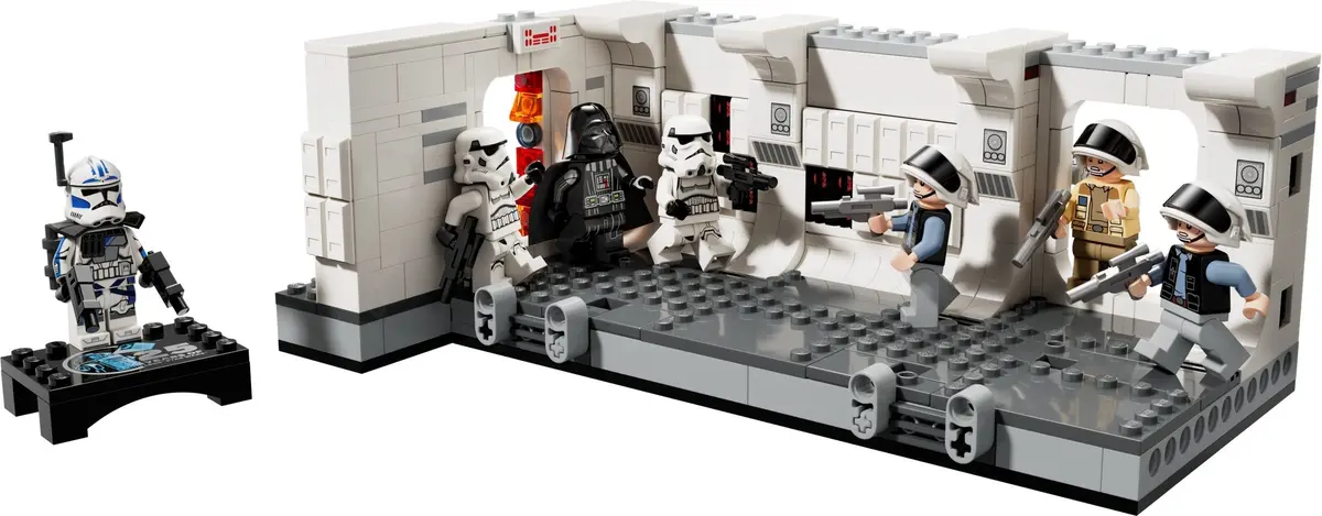 LEGO Star Wars 75387 Boarding the Tantive IV set