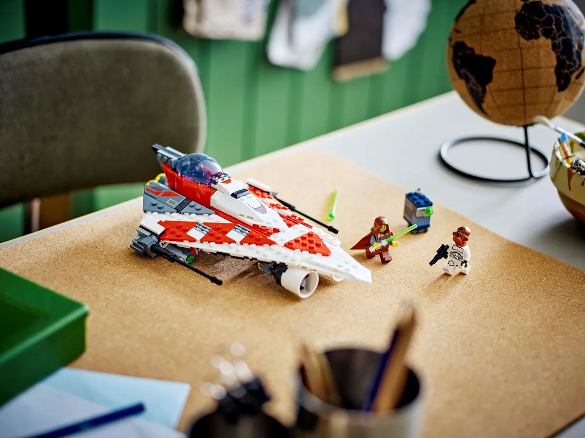 LEGO Star Wars 75388 Jedi Bob's Starfighter set, image 6