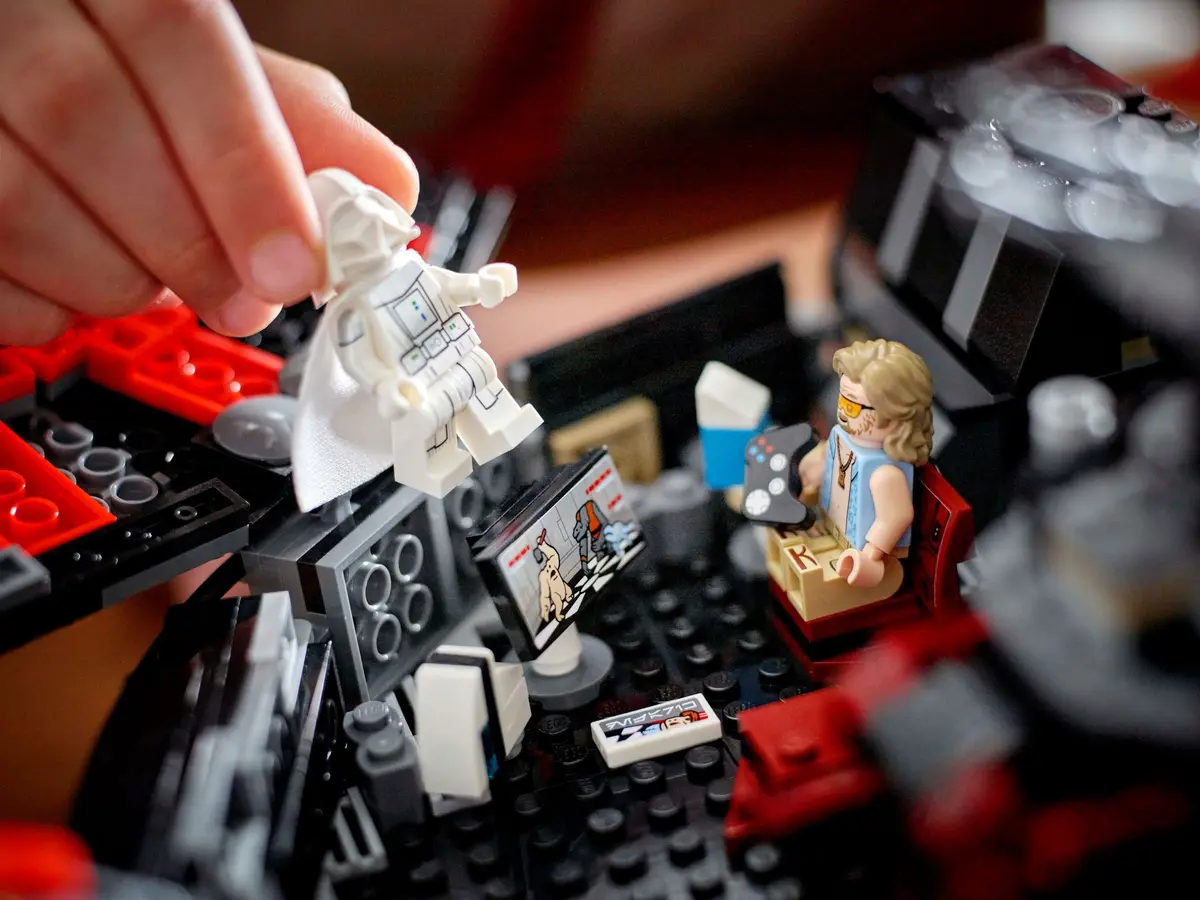 LEGO Star Wars 75389 The Dark Falcon set, image 6